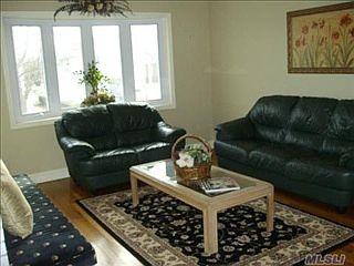 2nd image of 30 Pembroke Dr