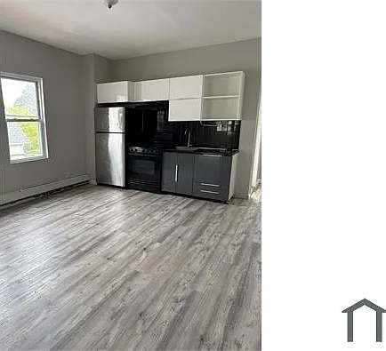 3 bed, $3,400 — Photo 2