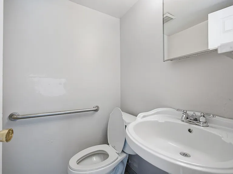 10805 Southall Dr — Photo 13
