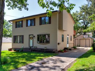 3206 Seneca Ave, Des Moines, IA 50310