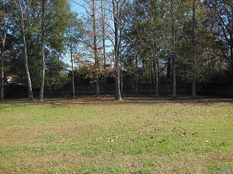 549 Wade Rd SE — Photo 24