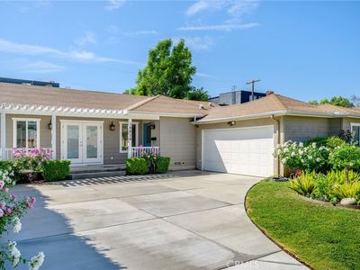 16814 Hartland St, Van Nuys, CA, 91406