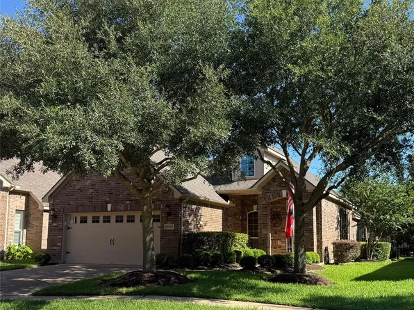 19206 Blue Cove Ct, Cypress, TX 77433