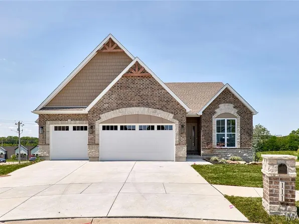 111 Wolf Den Ct, Lake Saint Louis, MO 63367
