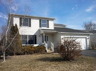 609 Lucerne Ln, Dekalb, IL 60115