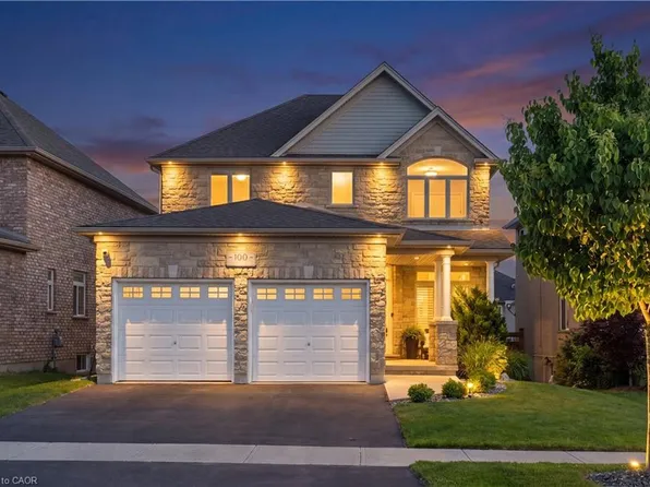 100 Pebblecreek Dr, Kitchener, ON N2A 4M5
