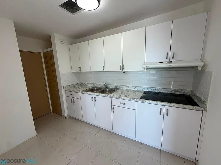 41 Colinas De Monte Carlos #G5 — Photo 8