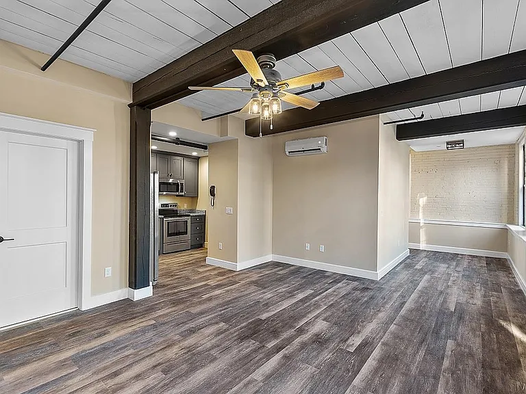 5 Batchelder Ct #301 — Photo 7
