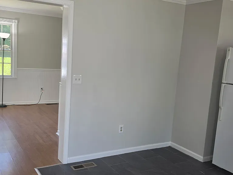 22 Chamberlain St #9 — Photo 7