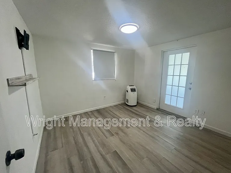 3716 Cedarwood Dr — Photo 15