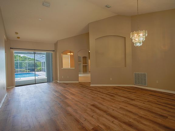 3rd image of 9609 Birnamwood St