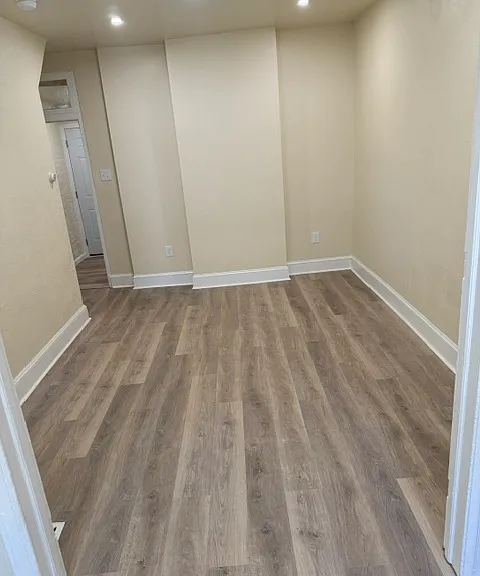 2521 W Dakota St — Photo 20