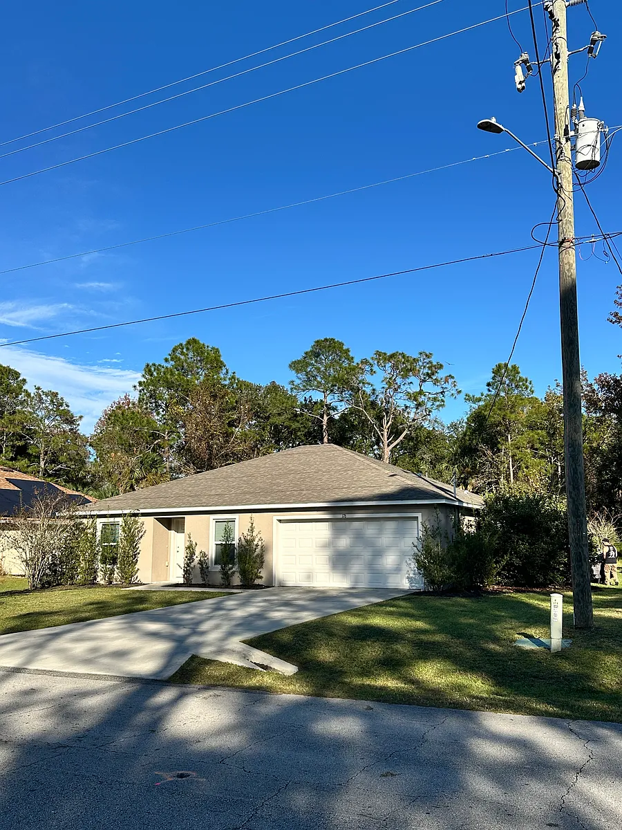 Building Photo - 176 Pine Grove Dr