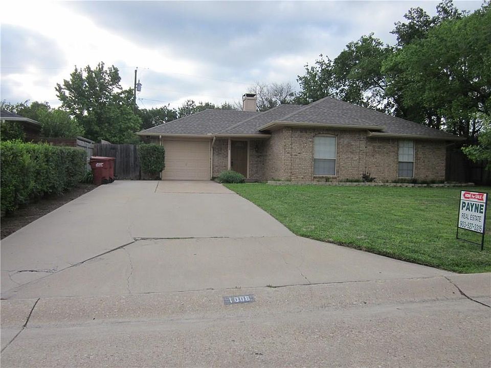 1st image of 1008 Oak Grove Ln