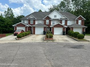 137 Ash Ct, Radcliff, KY 40160