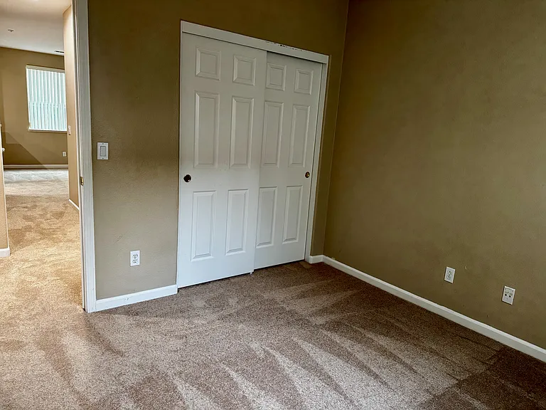 2706 Serene Ct — Photo 24