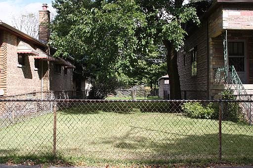 1st image of 2042 W Garfield Blvd