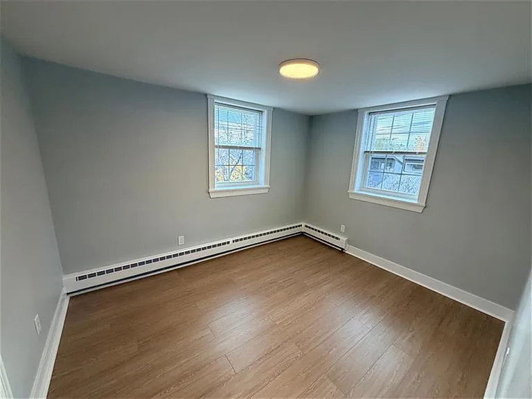 132 Sherman St #4 — Photo 6