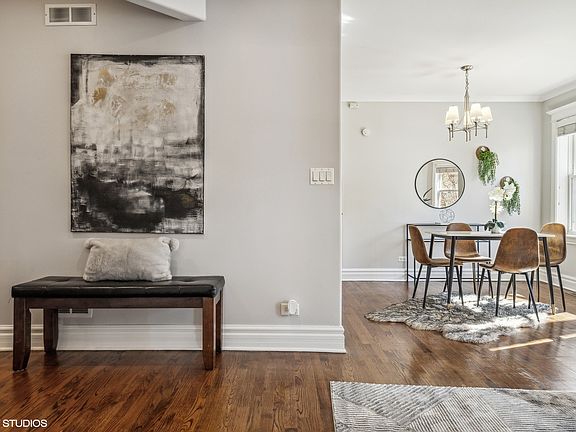3rd image of 3853 N Kedvale Ave APT A1