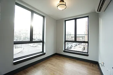 Rented by Rennit Inc.