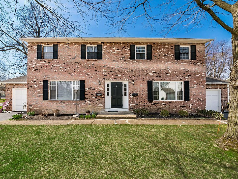 1st image of 332 E North St #332