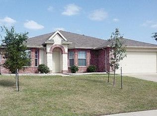 1220 Hampton Dr, Forney, TX 75126