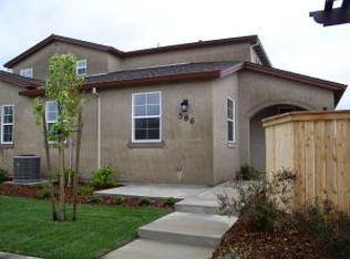 586 Mission De Oro Dr, Redding, CA 96003