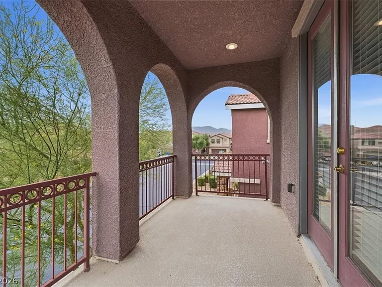 8604 Splendid Leaf Ct — Photo 13