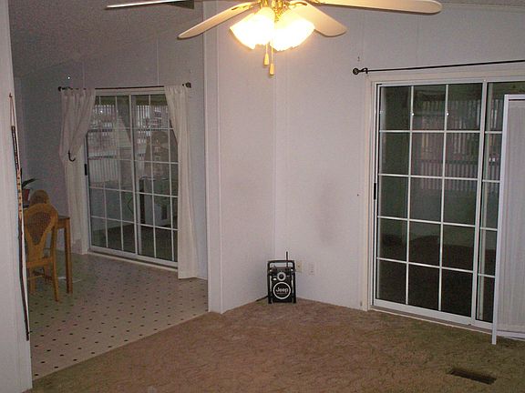 5th image of 34996 South Dr