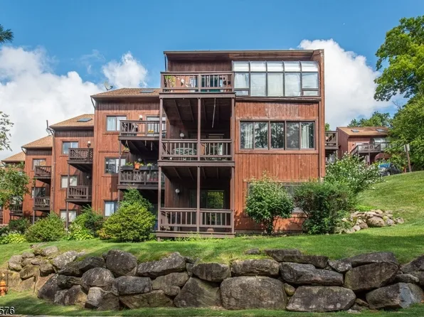 1 Attitash Drive - Unit 11 #11, Vernon Twp., NJ 07462