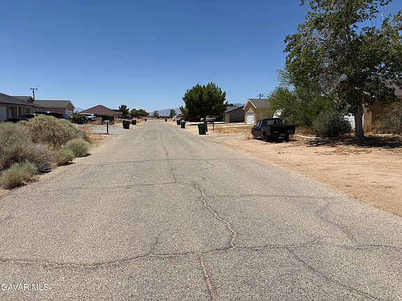 2nd image of Satinwood Ave
