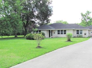 1114 Runneburg Rd, Crosby, TX 77532