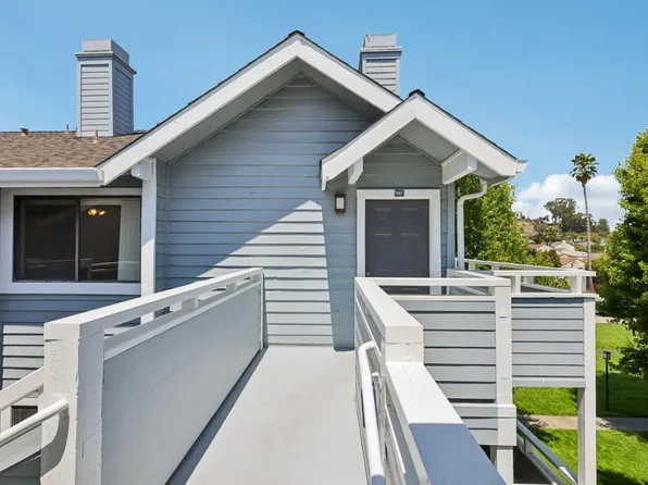 41 Grandview St APT 907, Santa Cruz, CA 95060