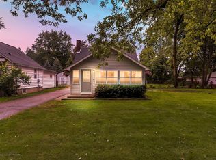 213 N Deerfield Ave, Lansing, MI 48917