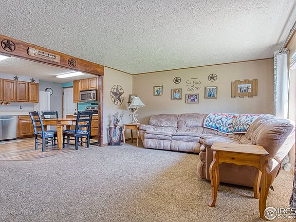 4th image of 701 2nd Street Ct