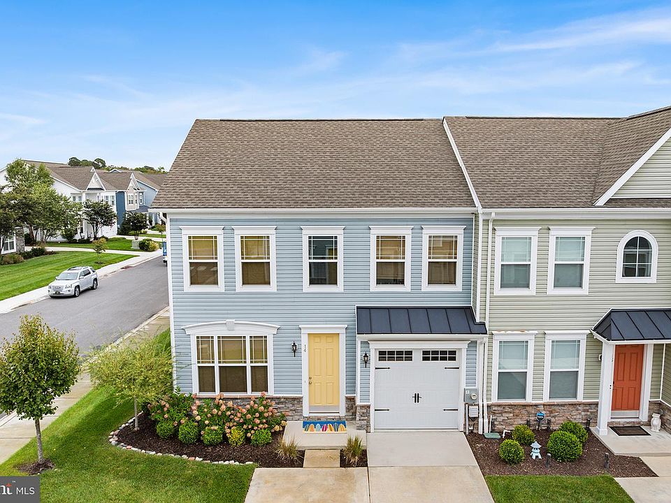 1st image of 14 Basin Cove Way