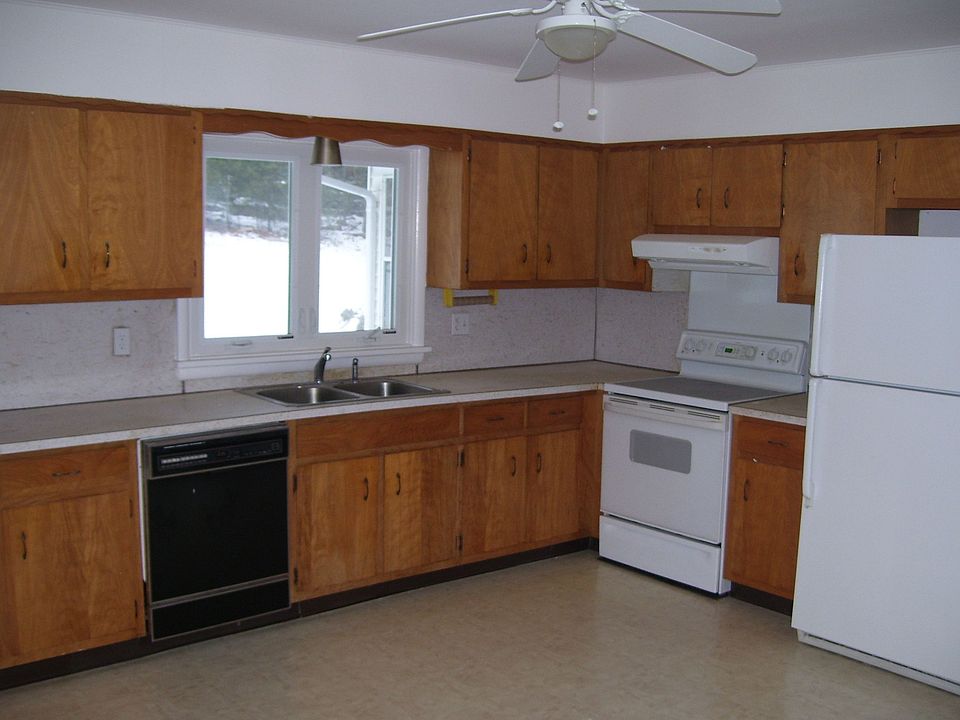 2nd image of 5 Forestwood Dr