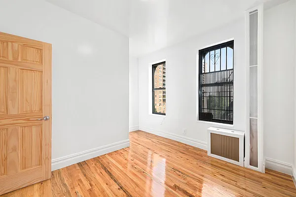 Rented by Compass | media 17