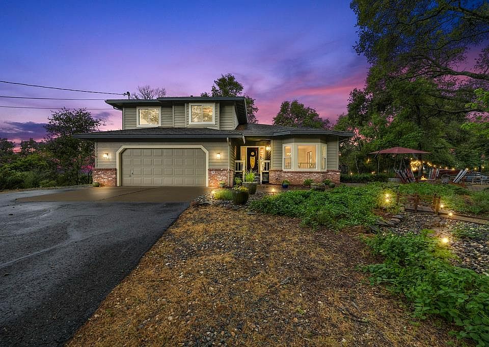 1st image of 4531 Holly Dr