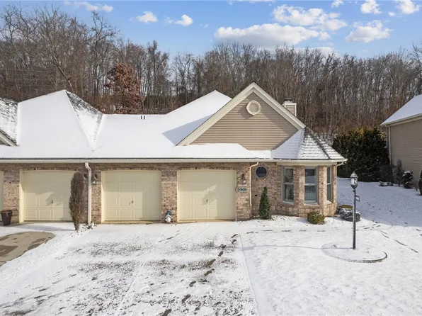 1203 Hunt Club Dr, Greensburg, PA 15601
