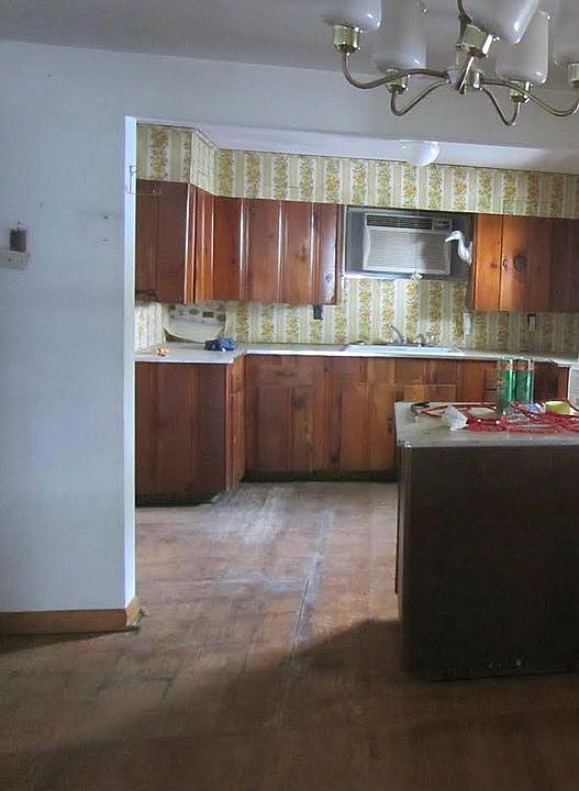 1st image of 4382 Byesville Blvd