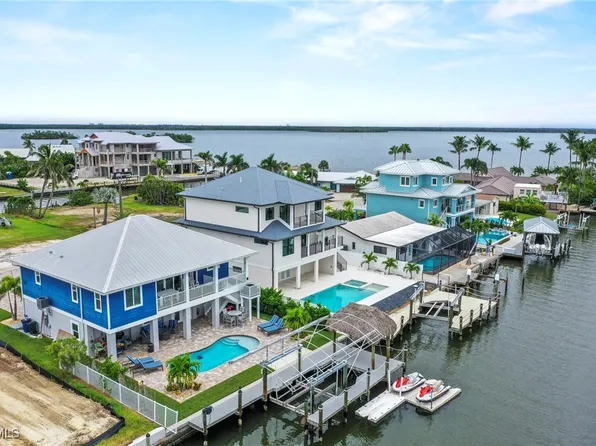 256 Ibis St, Fort Myers Beach, FL 33931