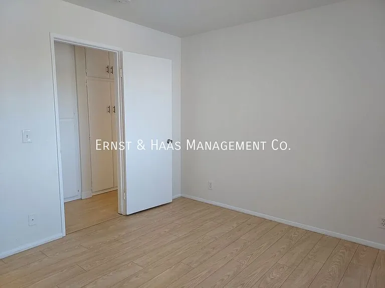 1080 Saint Louis Ave #304 — Photo 10