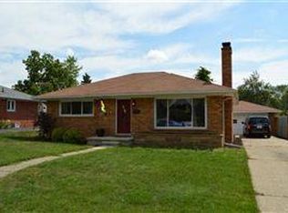 1529 Greenview Dr, Ann Arbor, MI 48103