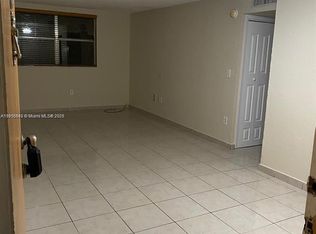 666 W 81st St APT 220, Hialeah, FL 33014