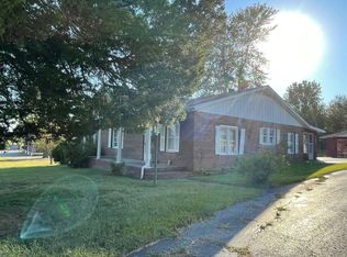 87 Twin Oaks Dr, Greenville, KY 42345