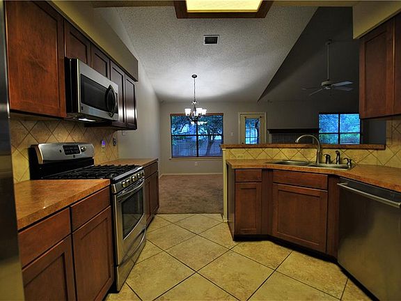 5th image of 1414 Mulberry Way