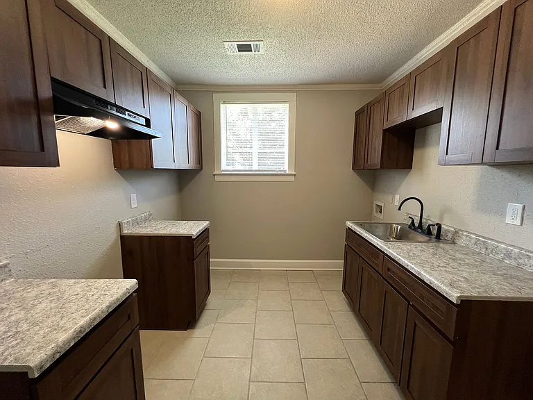 1998 N Dianne Cir — Photo 3