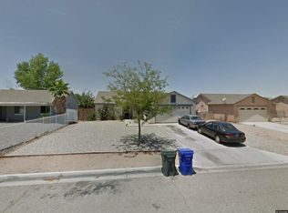 17952 Kendall Cir, Adelanto, CA 92301