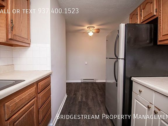 5th image of 556 Wiltshire Blvd #C